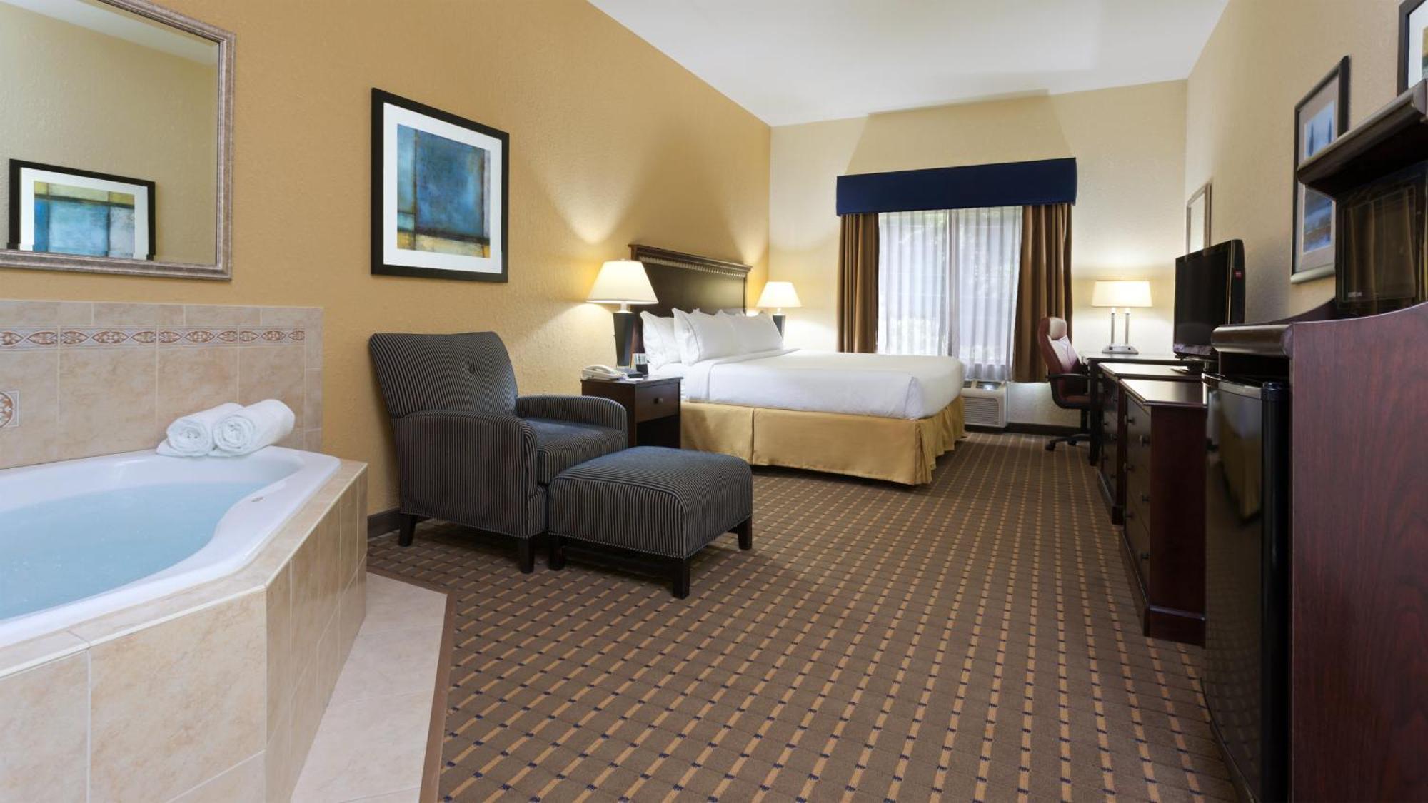 Holiday Inn Express And Suites Allentown West By Ihg Экстерьер фото