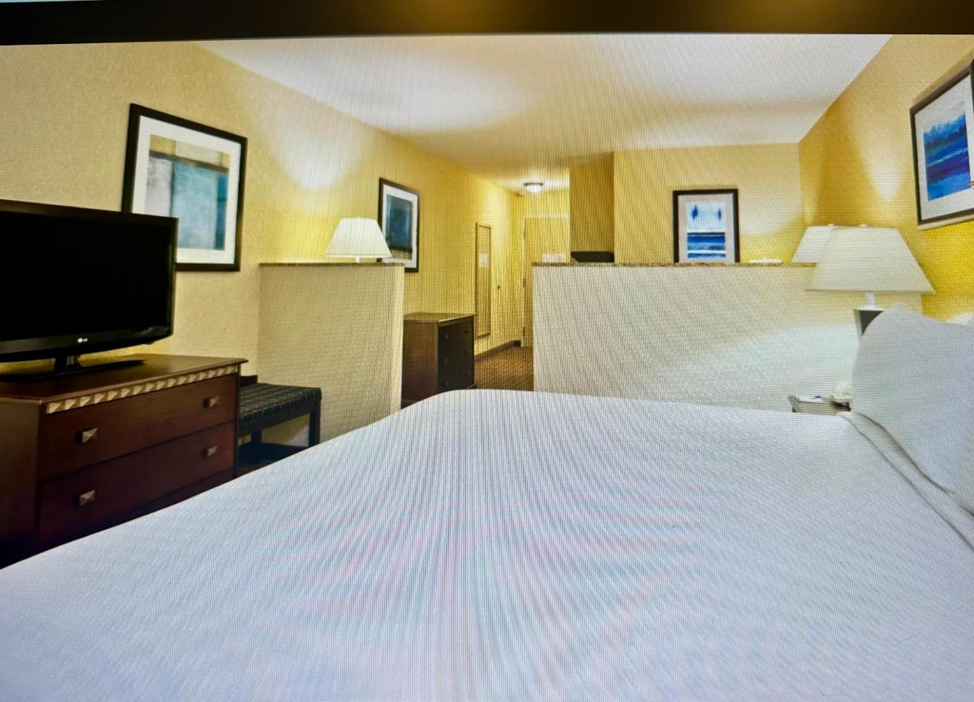 Holiday Inn Express And Suites Allentown West By Ihg Экстерьер фото